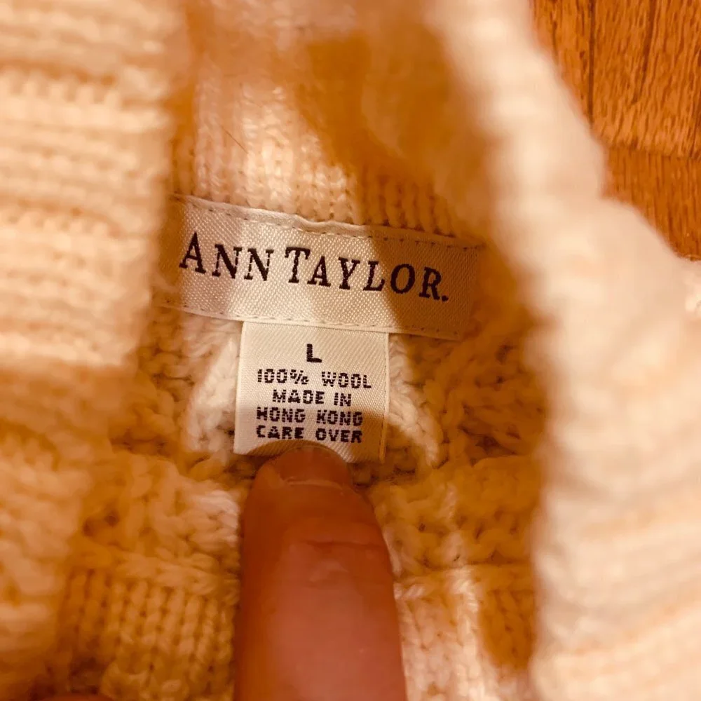 Ann Taylor 100% Wool Chucky Cable Knit Sweater Turtleneck Size Large - Picture 6 of 16